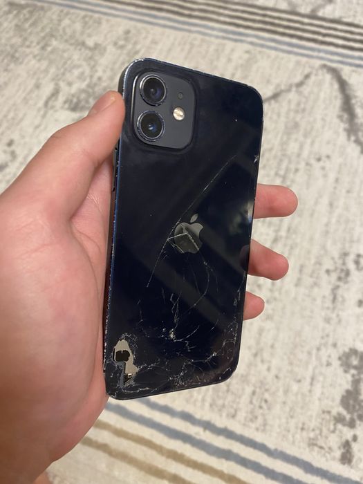 Обменяю Iphone 12