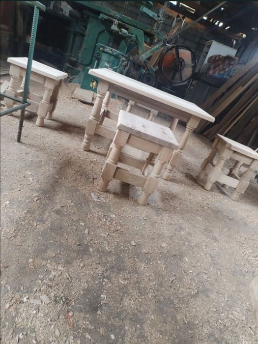 Vand măsuță copii