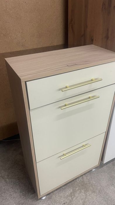 Аяқ кием полка в Наличи