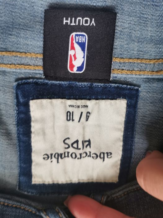 Geaca blugi Ambercrombie 9-10 ani