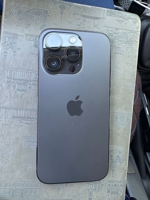 Iphone 14 в хорошем состоянии