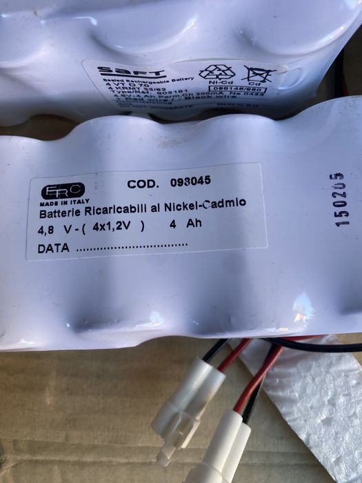 Acumulatori reancarcabili cu Nickel-Cadmio 4,8 V-(4x1 ,2v