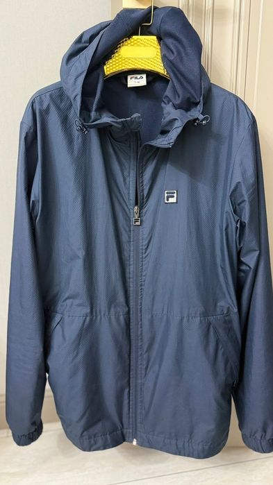 FILA оригинал ветровка