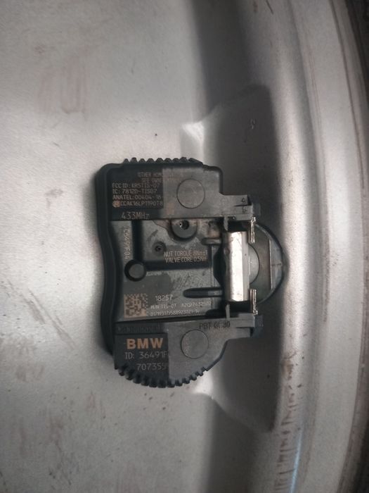 Jante  bmw x1 r18 5x112 is 51