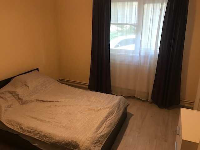 Inchiriez apartament 2 camere ,Str George Cosbuc