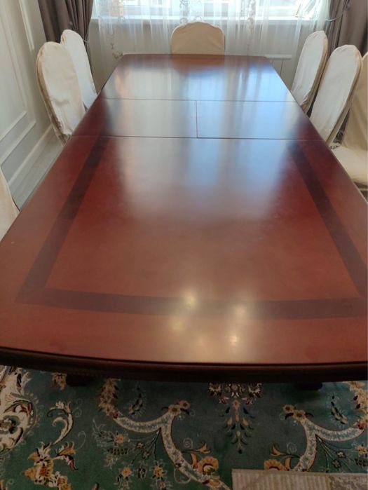 Стол гостинный со стульями