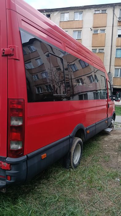 Vând Iveco Dayli an fabricație 2013