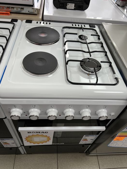 Комбинира печка ток и газ 60см НОВА 24 месеца гаранция