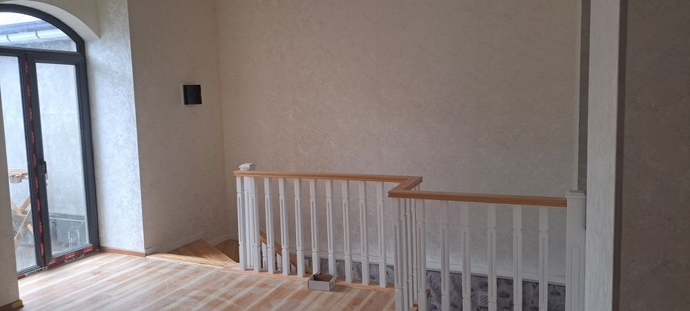 2сотик 5та хона +хол