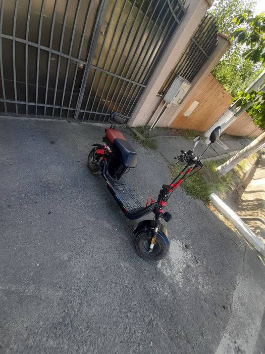 Vând scuter electric