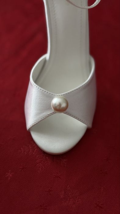 Sandale albe - mireasă