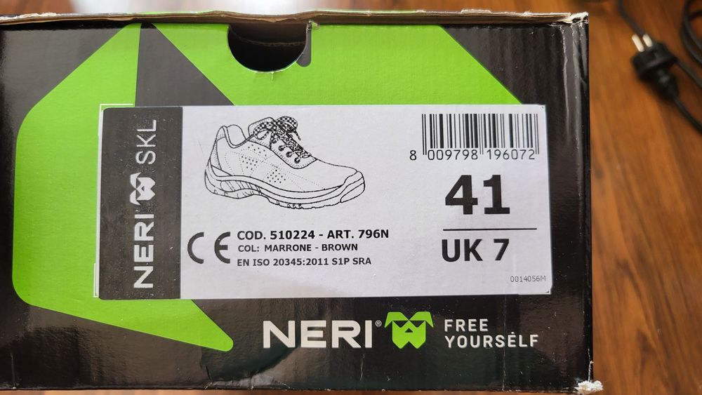 Защитни обувки Neri  madein Italy 41 номер