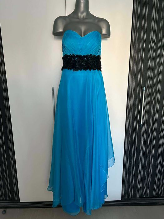 Синя елегантна бална рокля