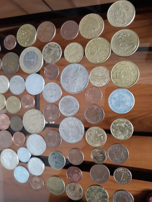 Monede vechi din țări diferite