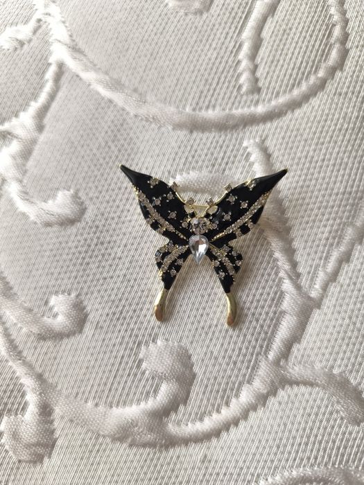 Летни аксесоари - брошки