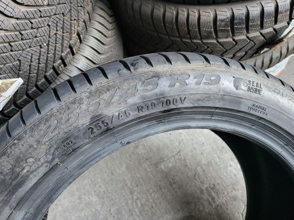255/45/19 PIRELLI 4бр
