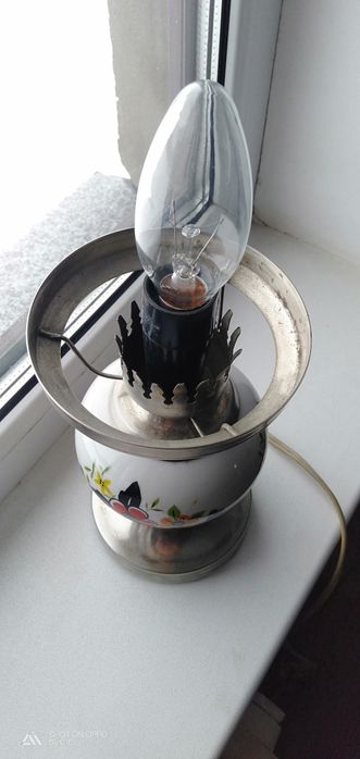 Светильник фарфоровый