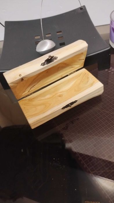 Игли за коса от естествено екзотично дърво лично от майстора