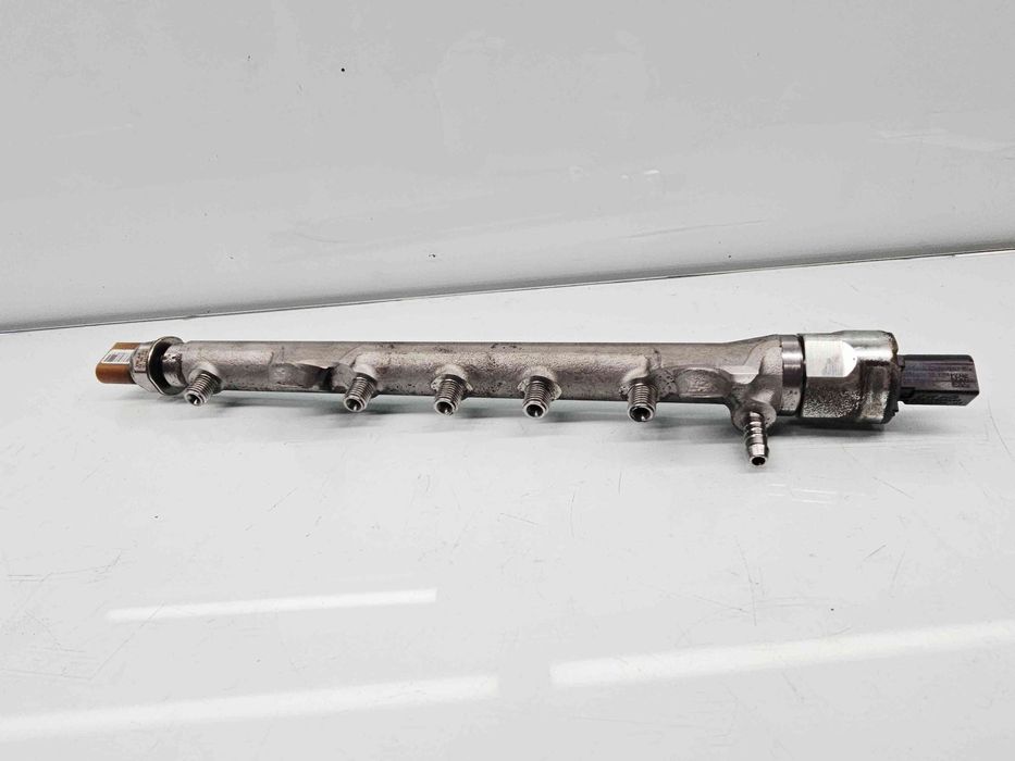 Rampa injectoare Volkswagen Golf 6 (5K1) [Fabr 2009-2013] 03L125A 1.6