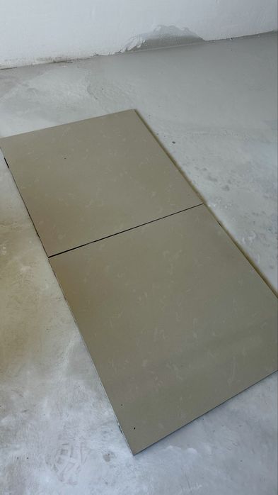 Срочно Керамогранит бу