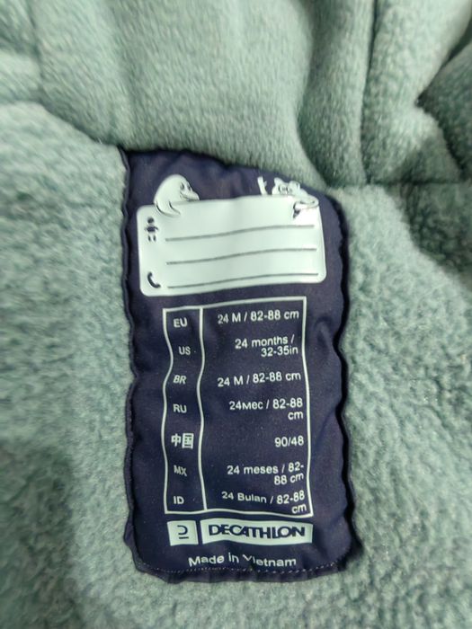 Combinezon baiat, 24 luni