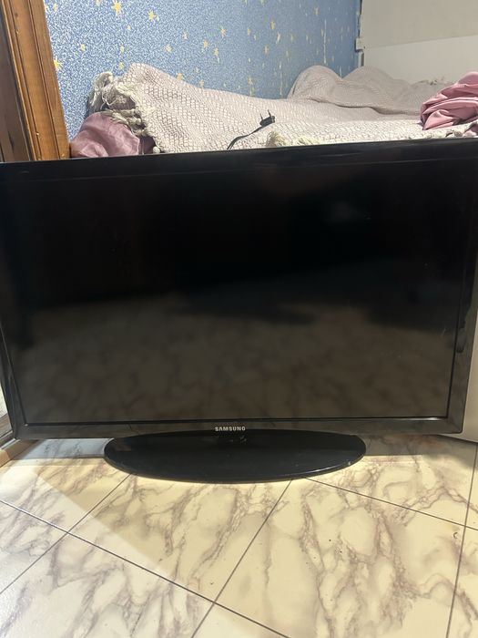 Продам телевизор Samsung