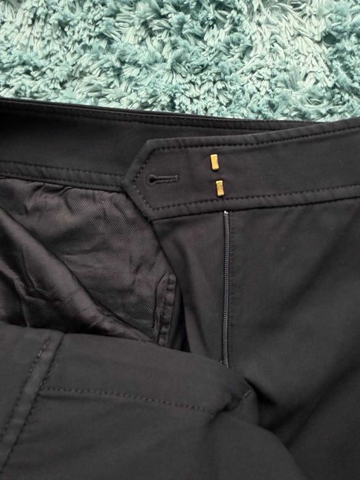 Стилни панталони от Massimo Dutti, 36 (S)