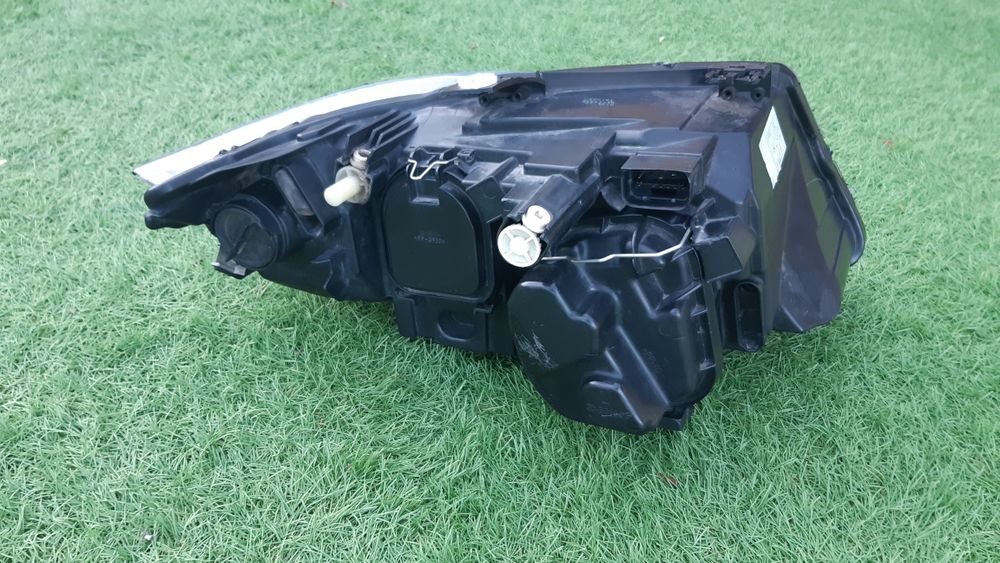 Far stanga Valeo  bmw e90 91