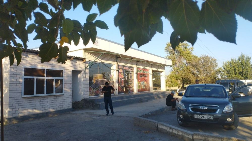 Savdo do'koni sotiladi yer maydoni bilan