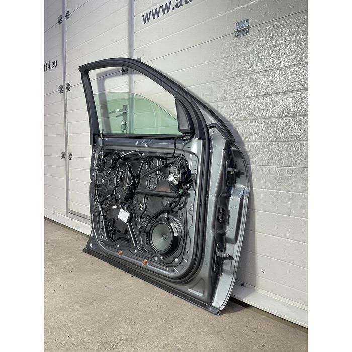 Предна лява врата за mercedes gle w166 - a1667200105