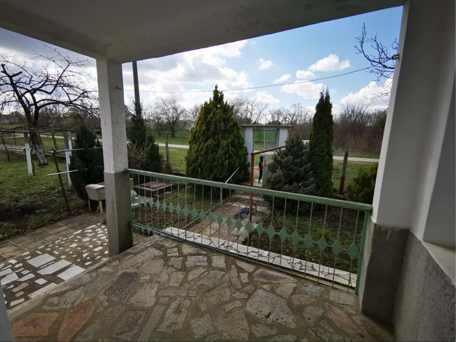 Продава се Къща в с. Оборище, Област Варна - 62 кв.м за 905 €/кв.м - Снимка #2