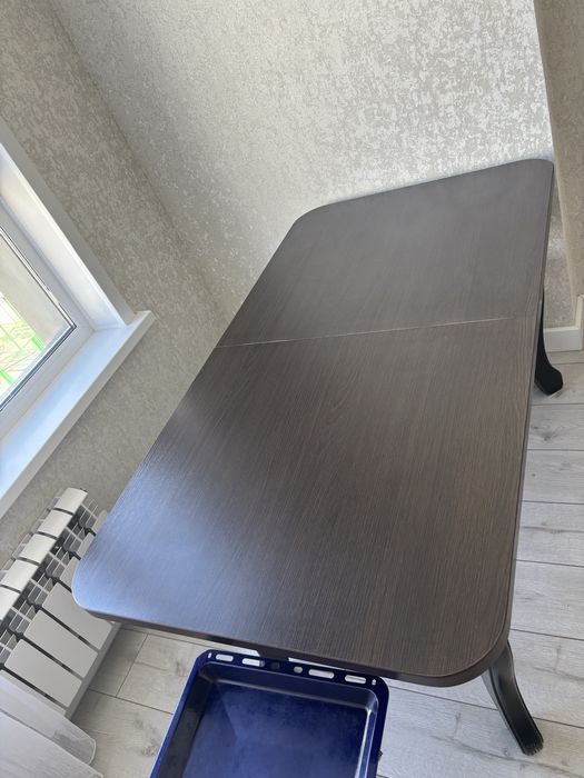 Продам кухонный стол 1,45/80