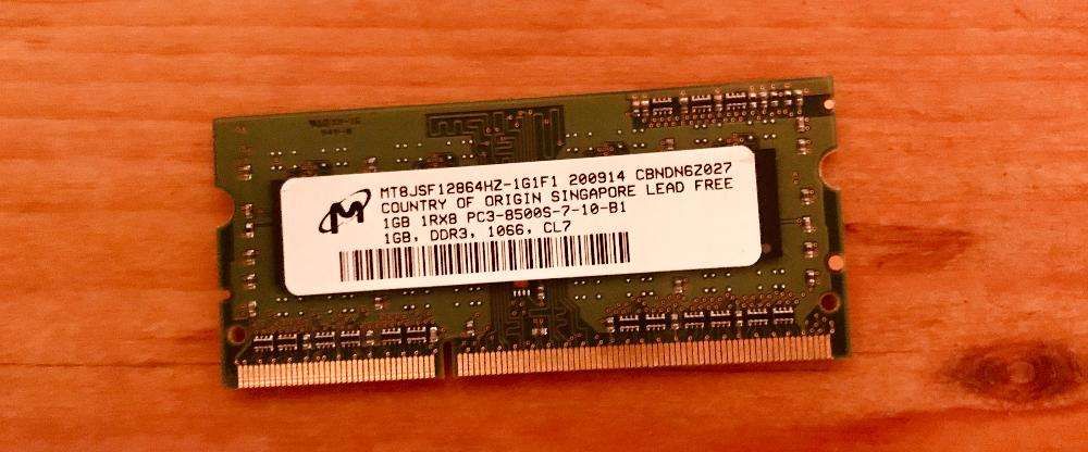 RAM DDR3 2 x 1GB - 1066MHz