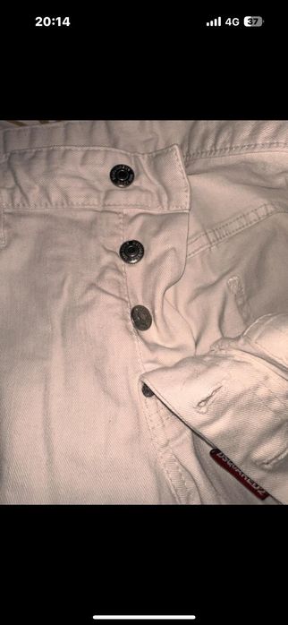 Blugi Dsquared2, ca noi