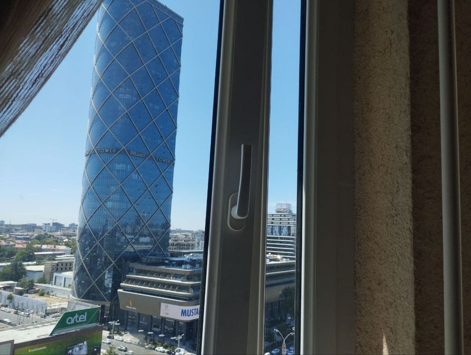 Продам 3-х ком кв на Нукусской