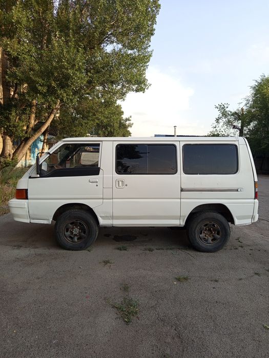 Продам Delica L300 полный привод