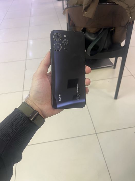 Продам телефон Redmi 12 256 Gb