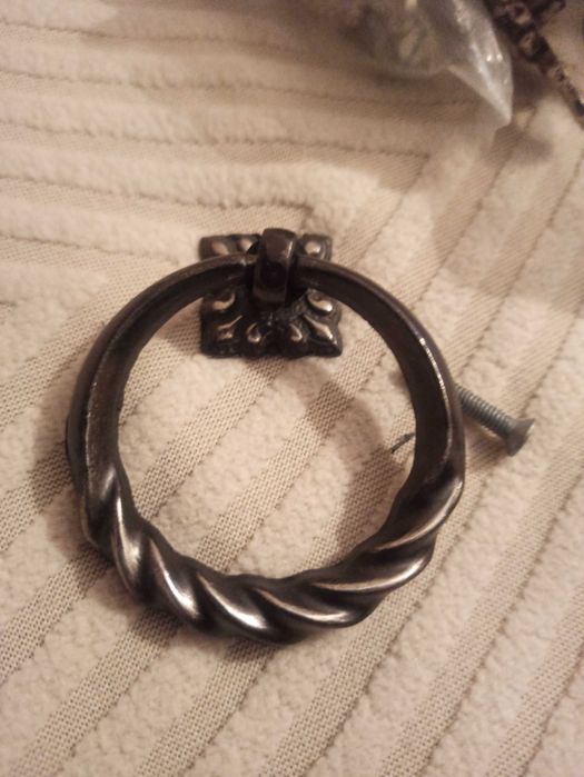 Продавам нови барокови дръжки