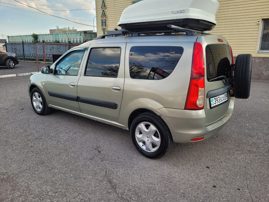 Lada largus 2014 года выпуска