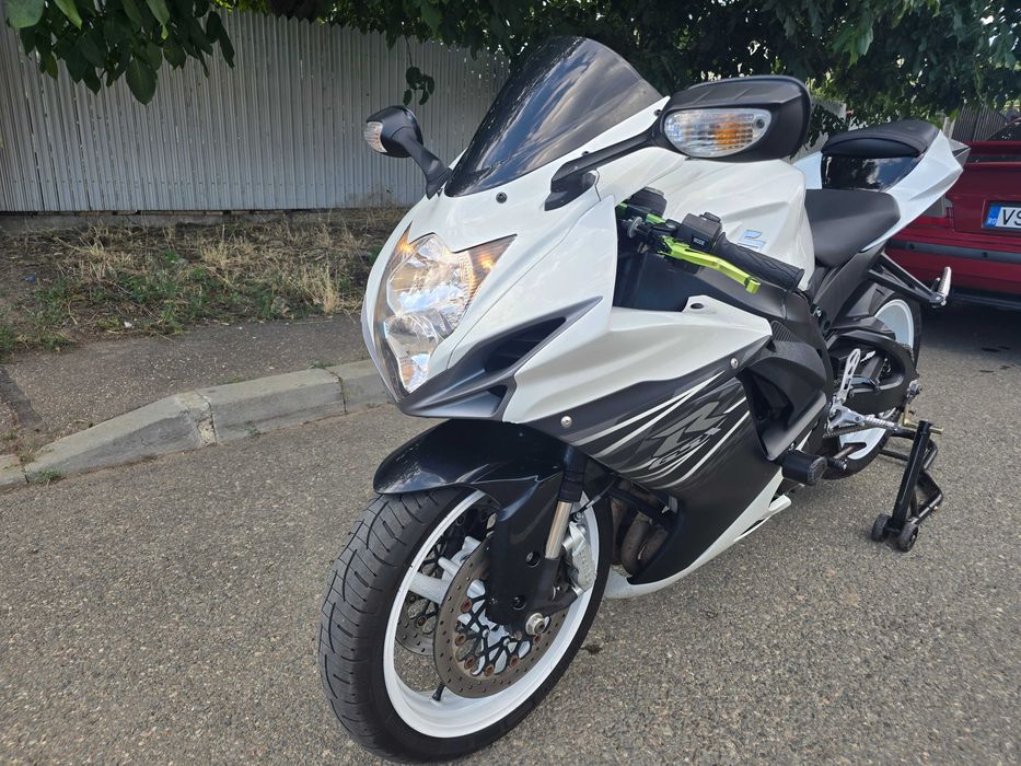 Vand SUZUKI GSX-R 600 L3 2013