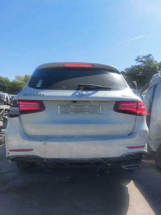 На Части:Mercedes-Benz GLC 350d 258кс 4MATIC AMG код 642 на 140 хил.км