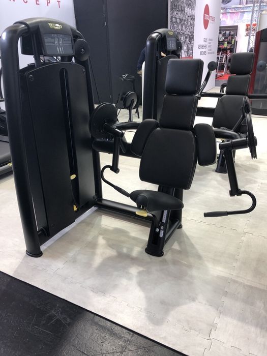 Depozit aparate fitness technogym