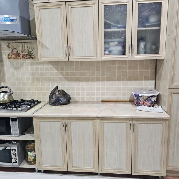 Продаются кухонный гарнитур в хорошем состоянии.