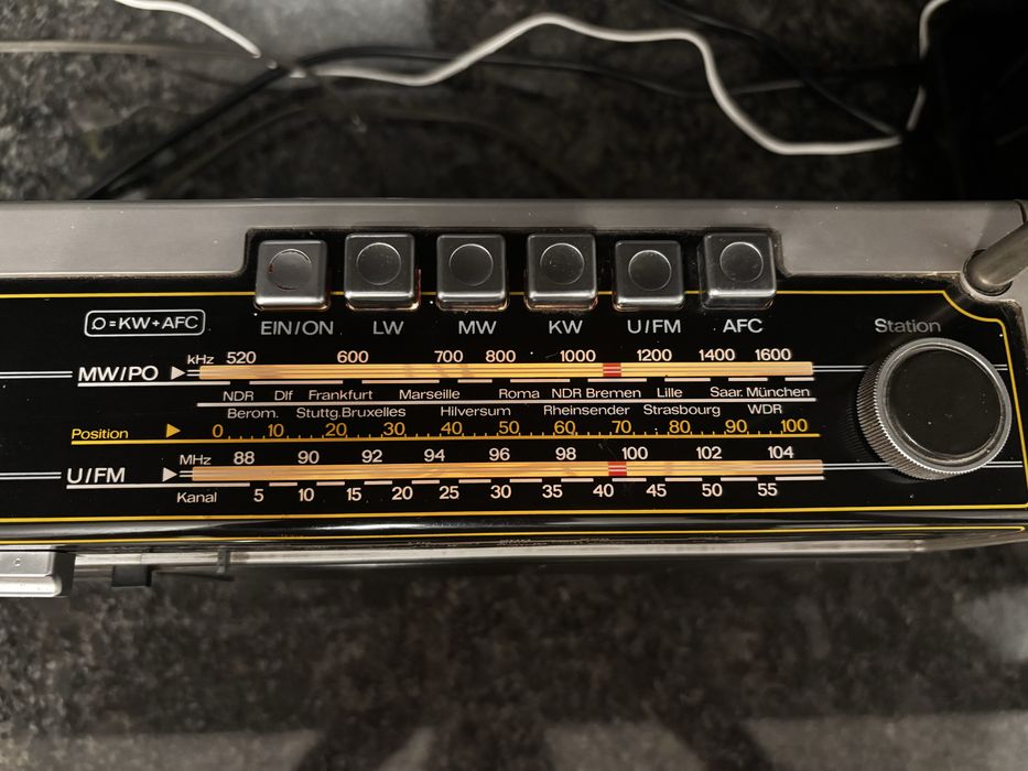 Radiocaset Telefunken Bajazzo record 201