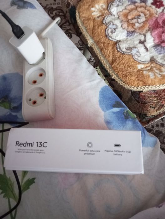 продаю смартфон в