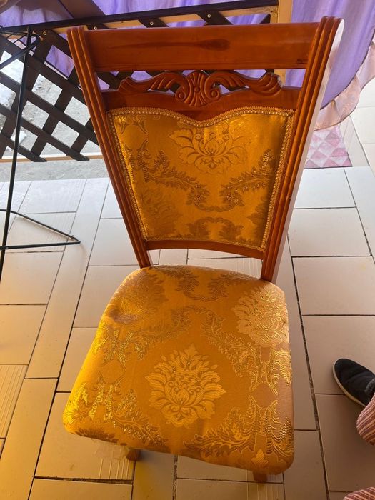 Продам классические стулья