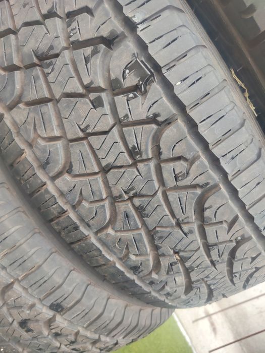 4 броя гуми Allterain Pirelli 235/65/17