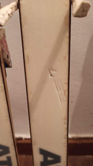 Лыжи горные 160 см