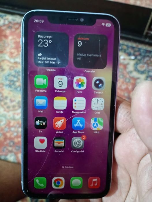 Iphone 11 .fisurat .citiți descrierea
