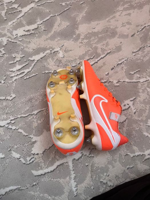 Футбольные Бутсы Nike Tiempo